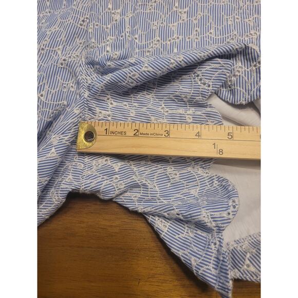 Lilly Pulitzer Buttercup Shorts Size 0 – Blue & White Eyelet – Scalloped Hem EUC - Picture 8 of 11